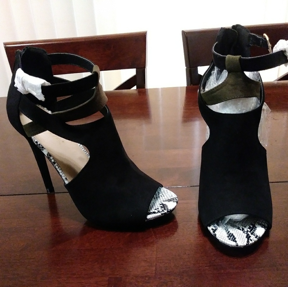 Women's shoes